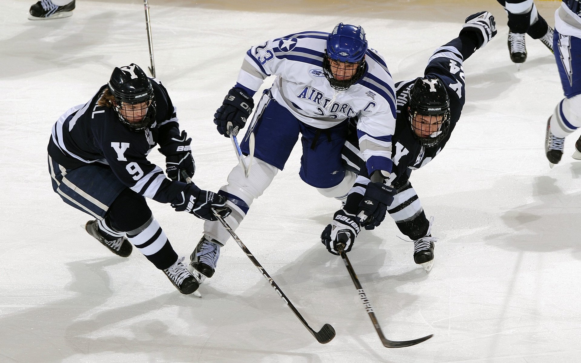 九游下载-团队协作：北京队多次快攻反击，展现默契配合！，北京队赢了吗